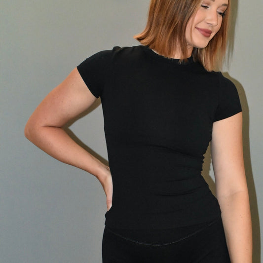 Short Sleeve Fitted Workout Top (Reputation/ Black)